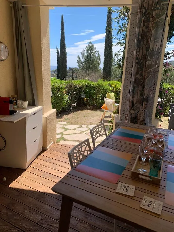 T2 En Rez De Jardin Privatif Cloture , Cap Esterel Pierre Et Vacances ,Piscine Chauffee Des Le 05 Avril Au 02 Novembre Saint-Raphael  0*, Saint-Raphael (Var) France
