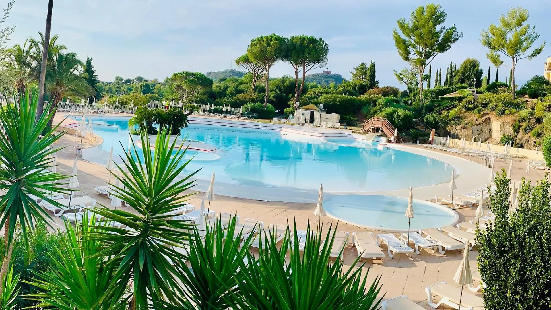 Apartment Promo French Days Superbe T2 En Rez De Jardin Privatif Cloture , Cap Esterel Pierre Et Vacances ,Piscine Chauffee Des Le 05 Avril Au 02 Novembre Saint-Raphael